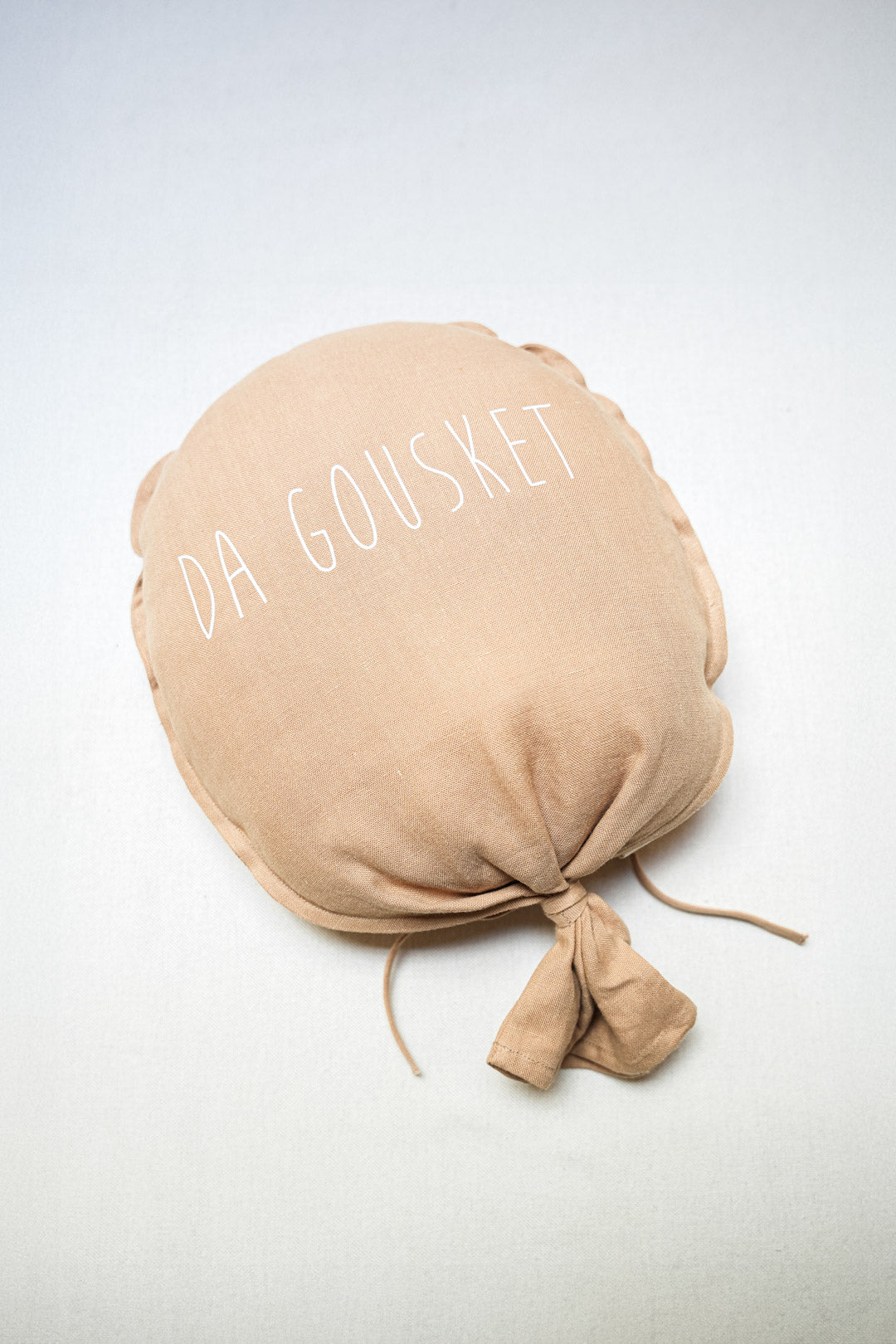 Coussin ballon en lin "Da Gousket"